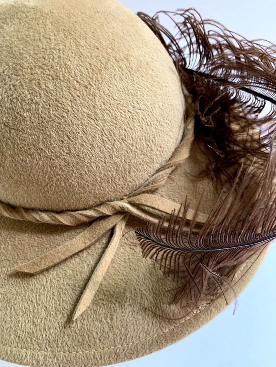 Vintage Anthea Brown Wool Felt Bowler w/Ostrich Feather main image 3